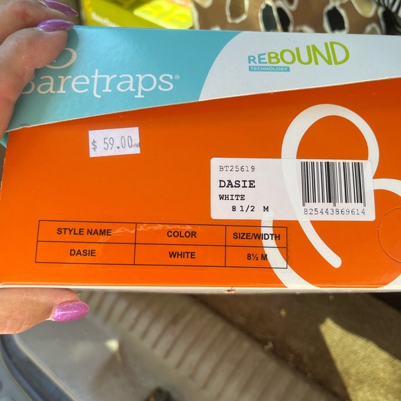 Baretraps for Women 8 1/2 - Picture 3 of 3